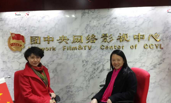 名师李光惠接受共青团中央办的未来网作访谈，并接受小记者的采访。